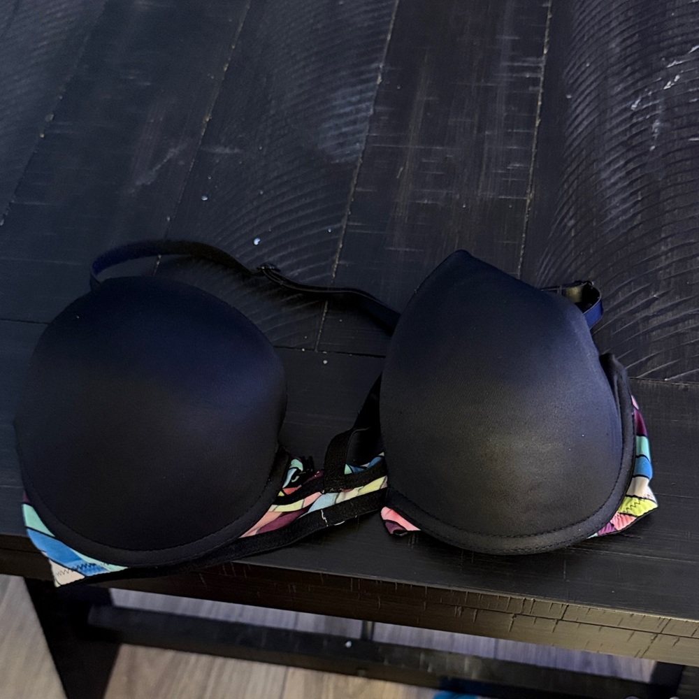 Victoria's Secret Black and Multi-Color Bra